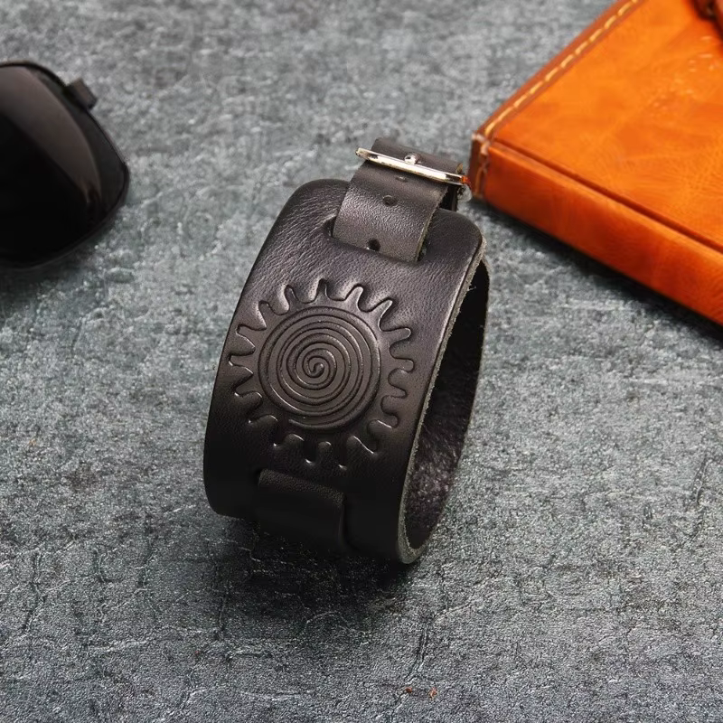 Bracelet large en cuir pour homme
