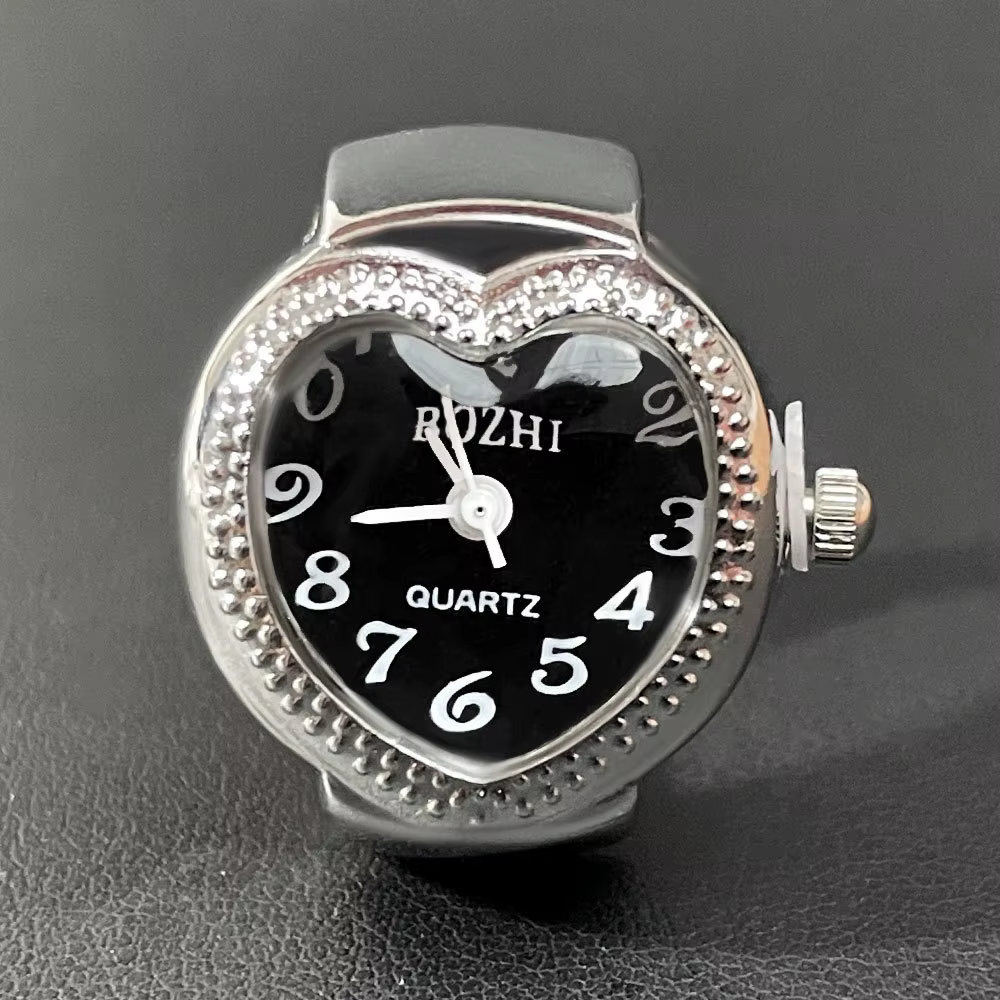 Montre à doigt en forme de cœur
