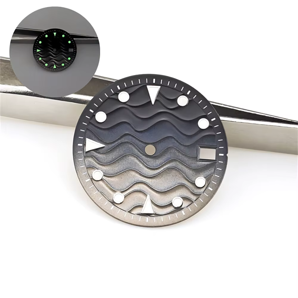 Cadran de montre 3D à effet vague en relief de 28