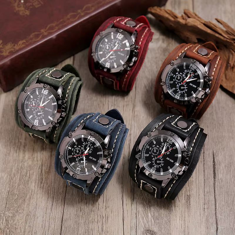 Montre punk vintage en cuir de vachette pour hommes et femmes
