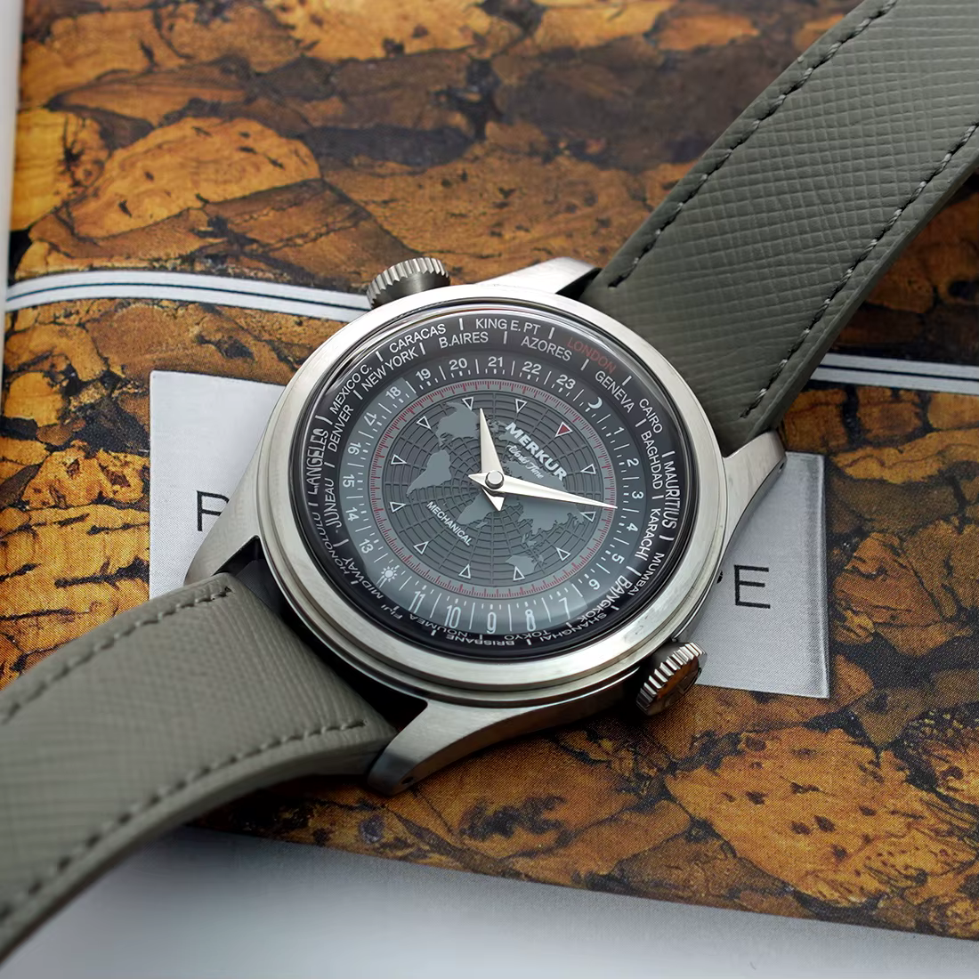 2025 nouveau Merkur double couronne montre universelle rétro manuel montres mécaniques pour hommes