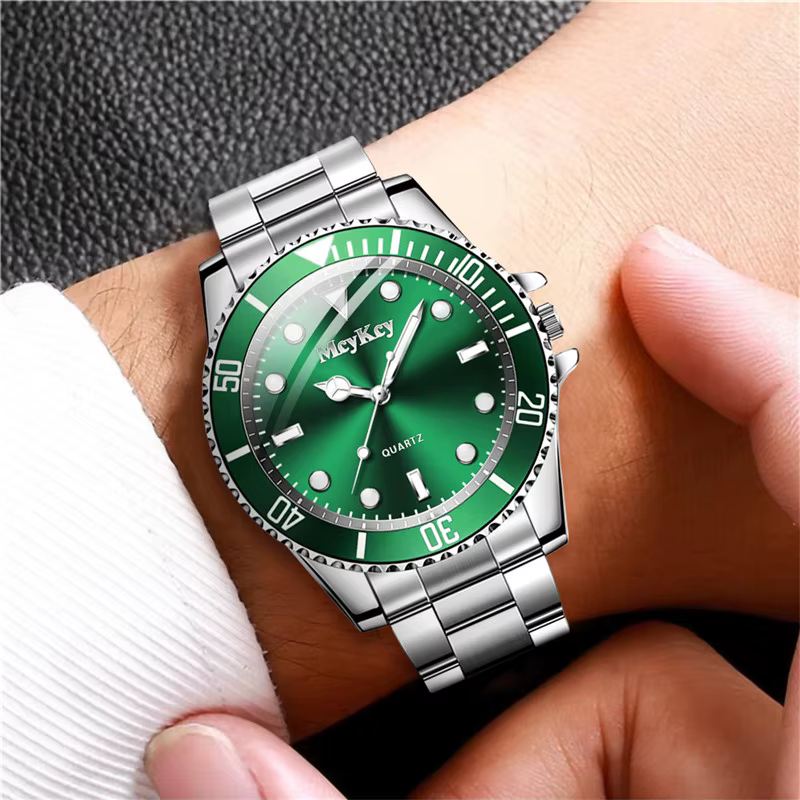 Mode grand cadran hommes montre à Quartz