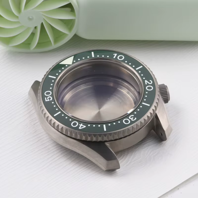 Heimdllr – boîtier de montre de plongée en titane MM300