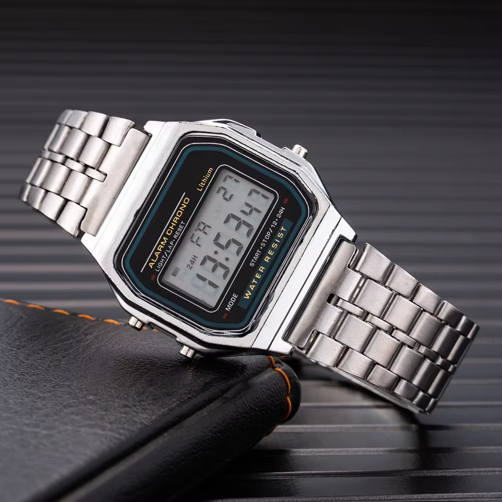 Montre électronique LED avec bande d'acier