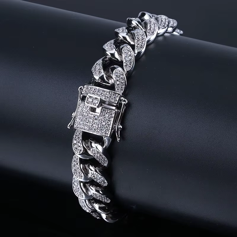 Bracelet de luxe en chaîne à maillons cubains glacés pour hommes