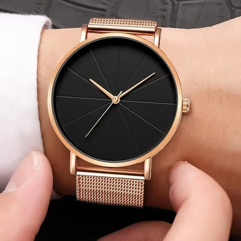 Montres de mode pour hommes minimalistes simples hommes d'affaires Ultra mince en acier inoxydable maille ceinture montre à Quartz relogio masculino
