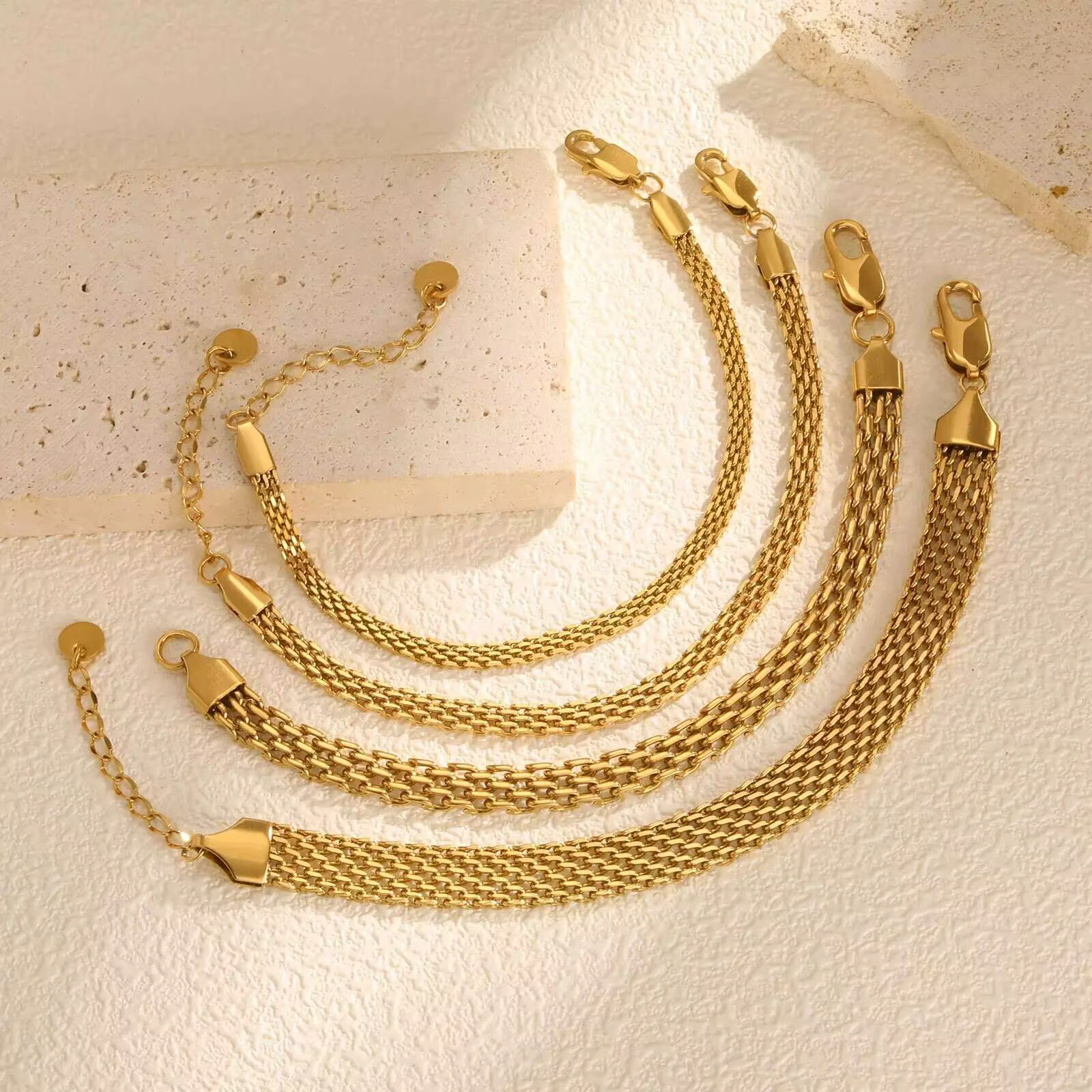 Bracelet élégant en zircone cubique pour femmes