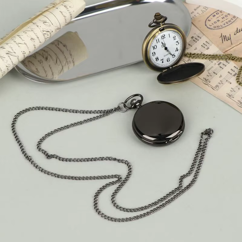 ☺ Montre de poche rétro classique à cadran numérique simple