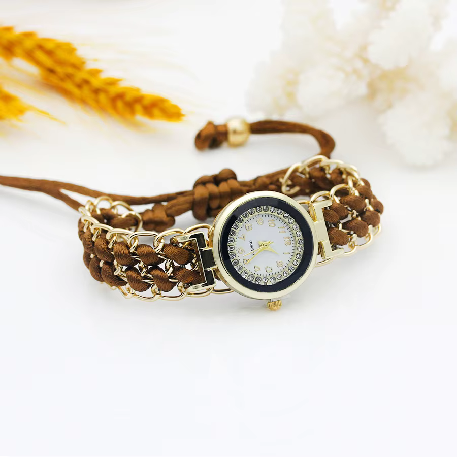 Montre habillée en or pour femmes