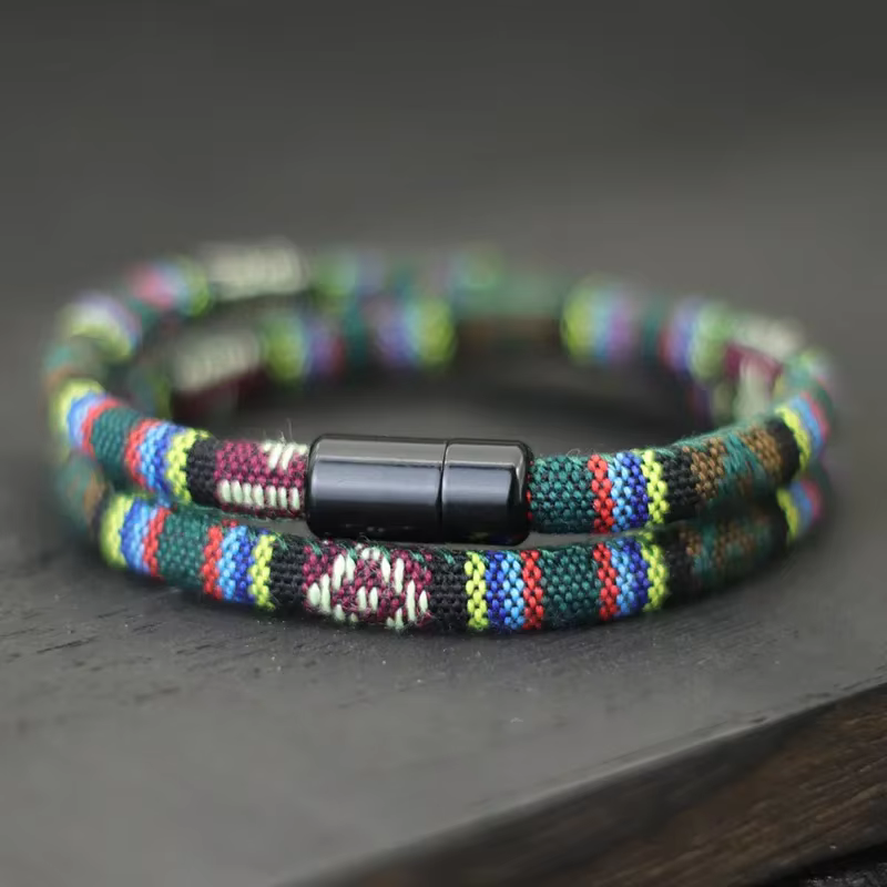 Nouveau chez les hommes bohême corde Bracelet attirer magnétique