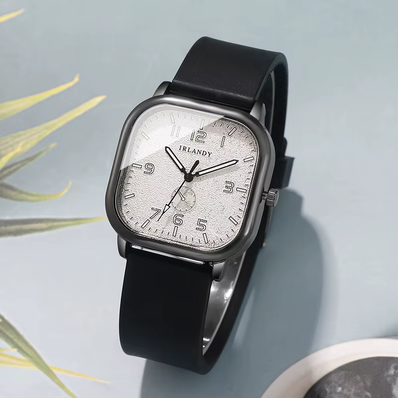 Nouvelle mode femme élégante fleur montre à quartz polyvalente à porter quotidiennement fête saint valentin