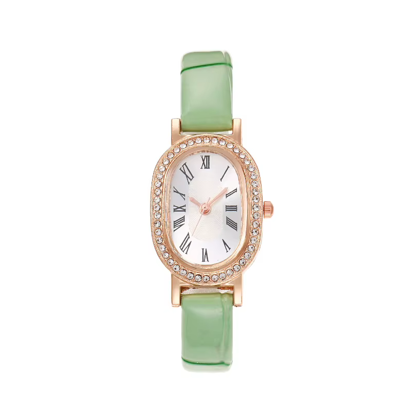 Montre pour femme vintage à cadran ovale avec strass