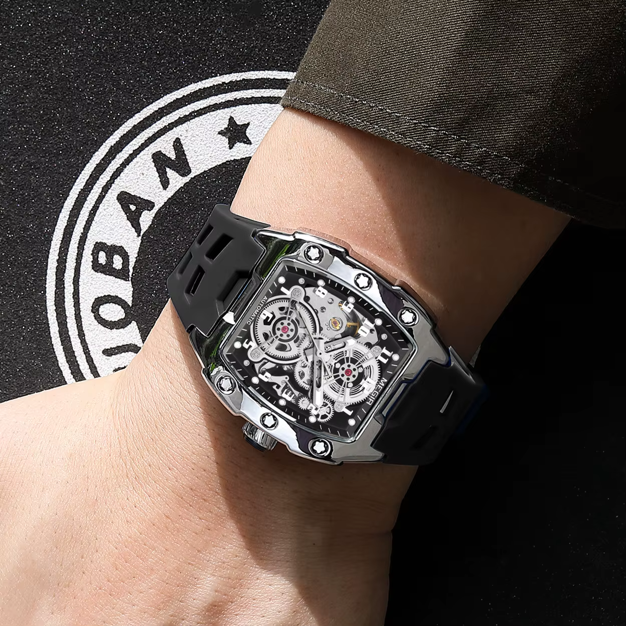 MEGIR marque mode montre mécanique pour hommes Sport évidé automatique montre-bracelet lumineux étanche horloge Reloj Hombre 8602