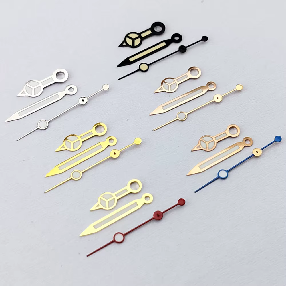 Aiguilles de montre lumineuses de 12