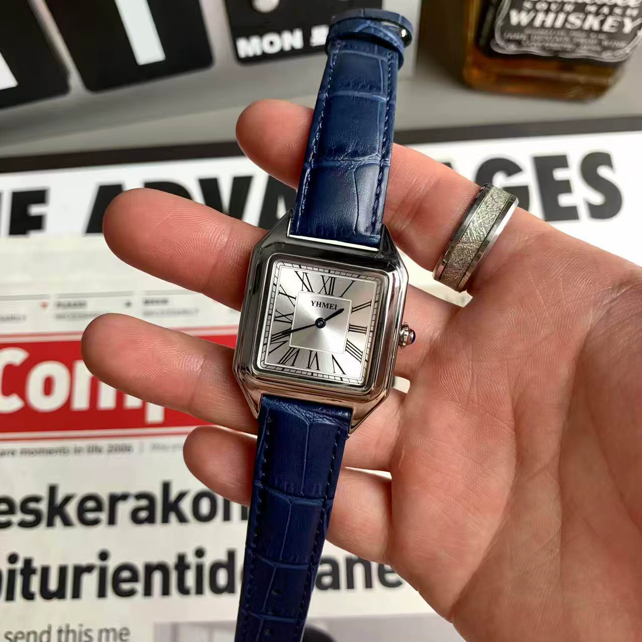 Montre à quartz YHMEI pour homme et femme