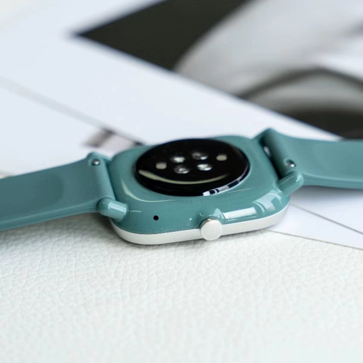 Amazfit-GTS 2 Mini GPS Smartwatch pour Homme et Femme