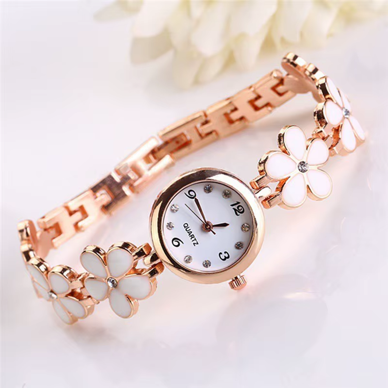Montre à quartz élégante pour femme : design floral noir et rose - Idée cadeau parfaite pour toutes les occasions