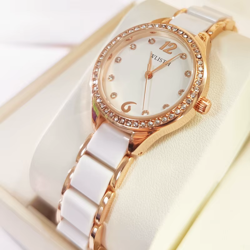 Montre-bracelet en céramique blanche pour femme