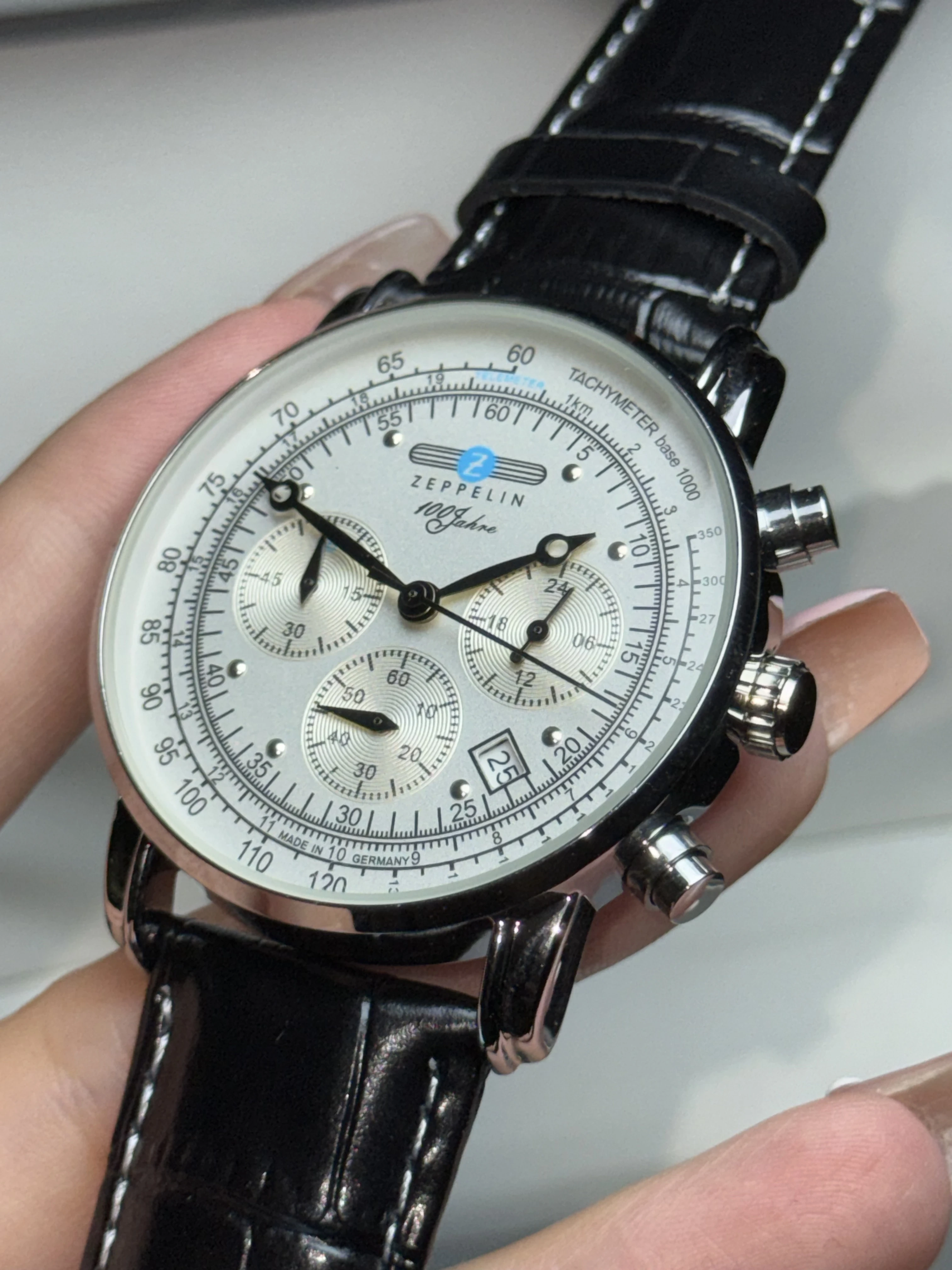 Montre automatique Zeppelin Airship pour homme
