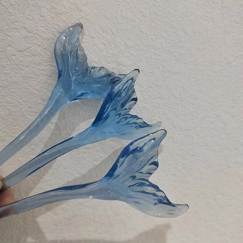 Accessoire capillaire chinois unique en forme de queue de sirène, épingle à cheveux en acrylique exquise pour événements orientaux, Cheongsam, ou pour l'inauguration de la maison