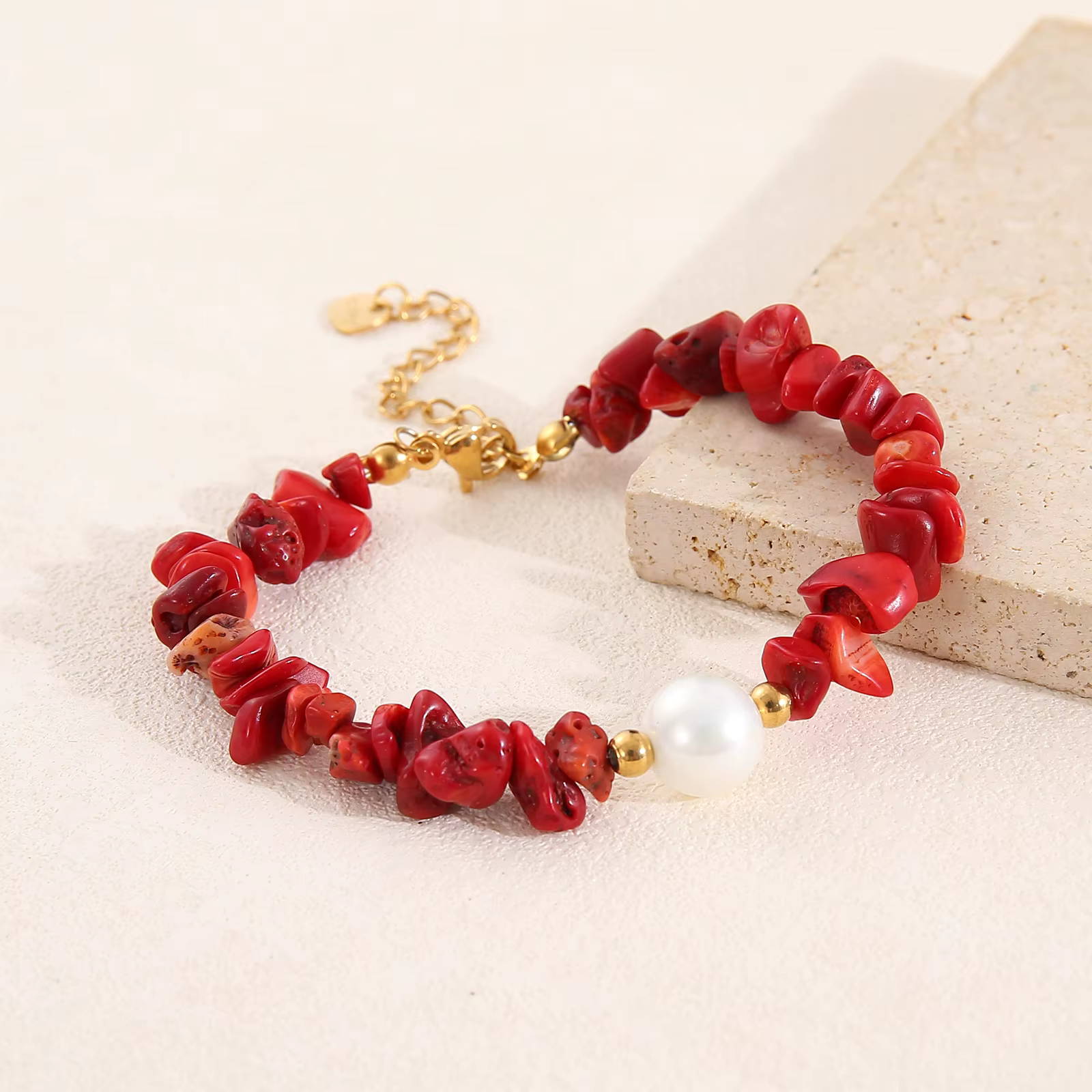 Bracelet pour femme en perles de corail rouge, acier inoxydable, réglable, fait main, plaqué or, bijoux d'amitié pour couple