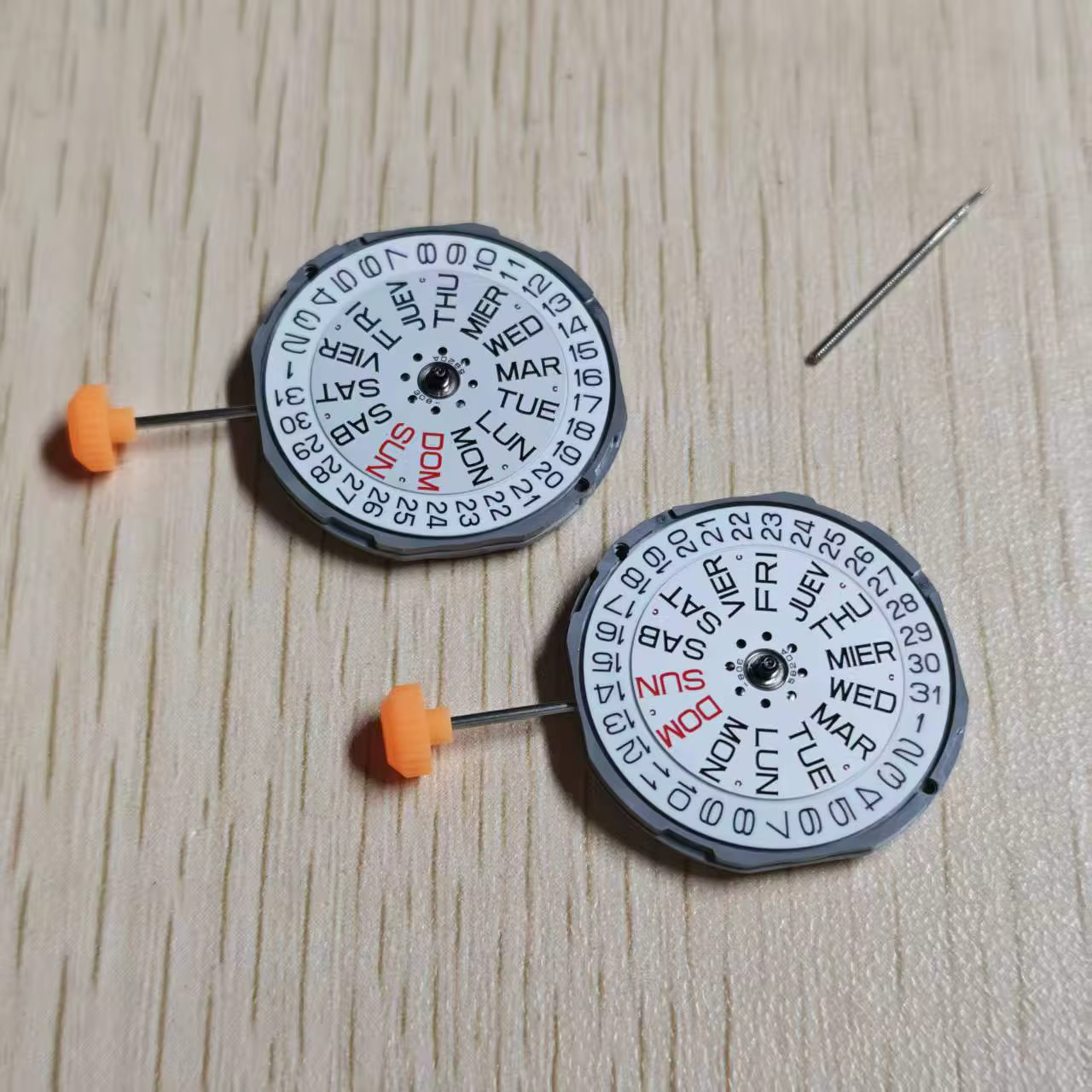 Montre à mouvement à Quartz 1M02 GM02