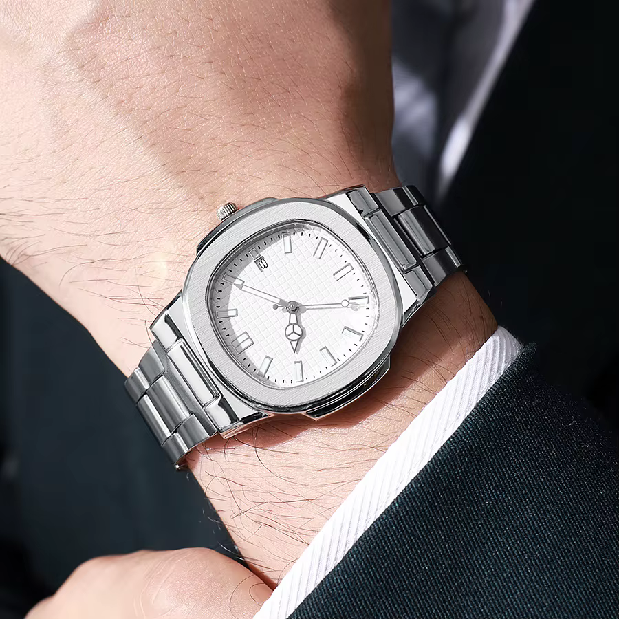 Montre de sport carrée pour hommes