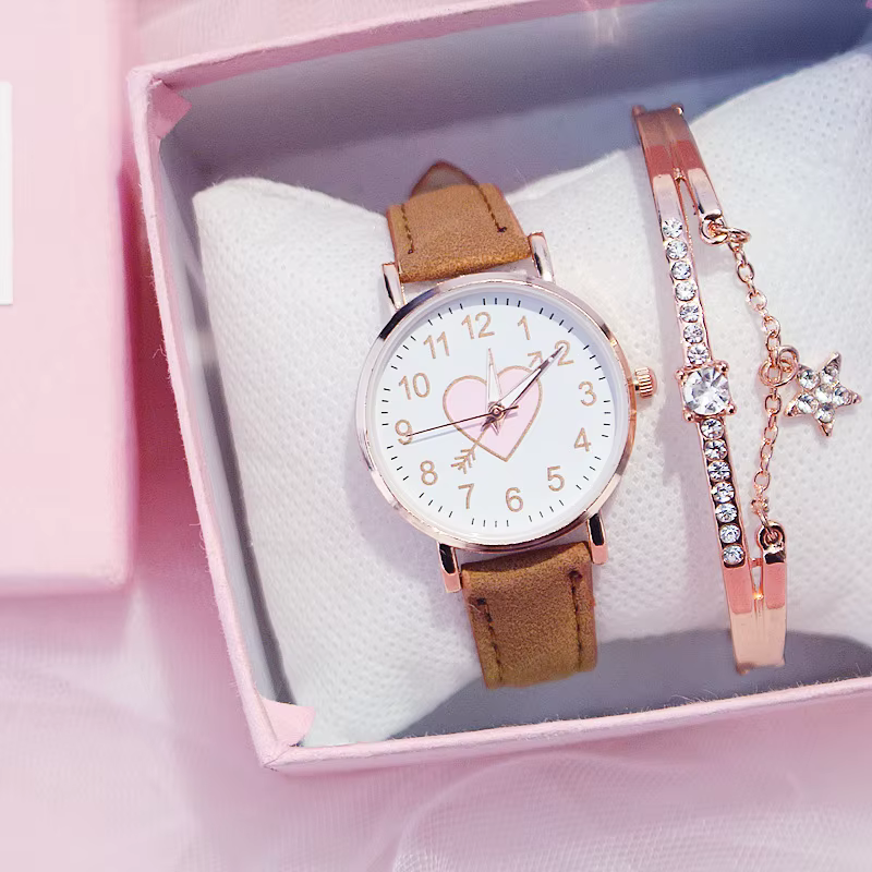 Nouveau mignon cadran en forme de coeur montre femme pour enfants