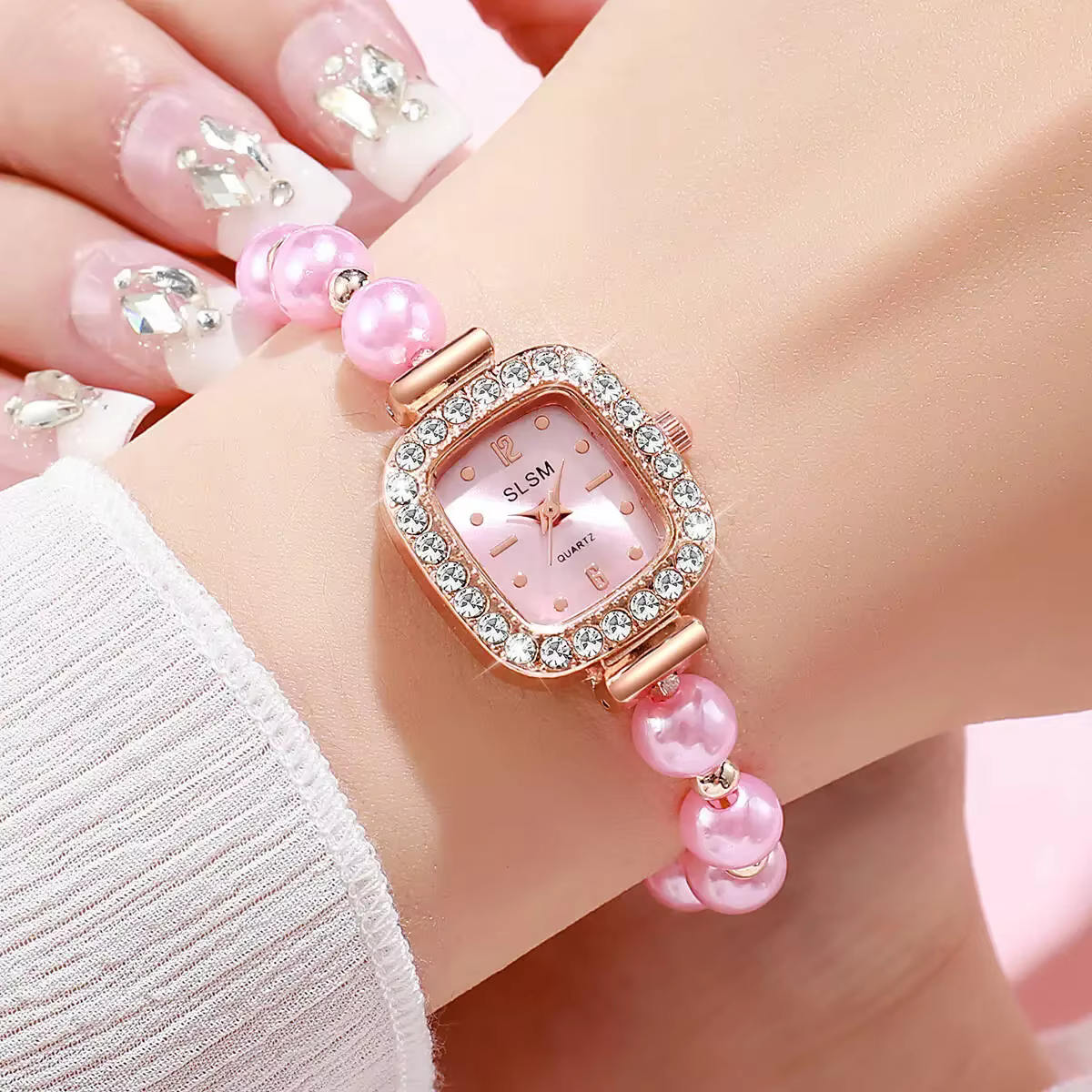 Montres carrées pour femmes