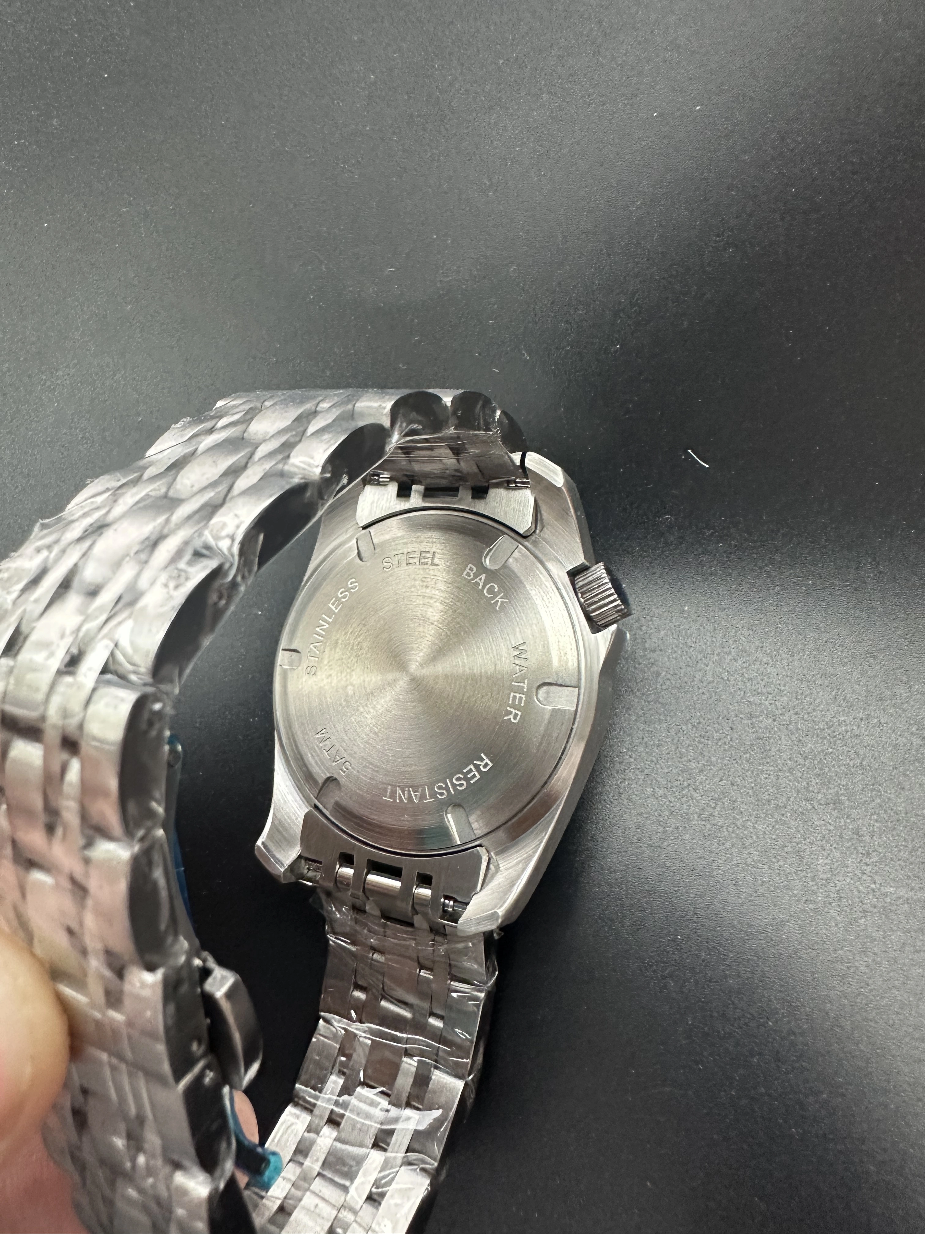 Montres pour hommes en acier inoxydable 316L avec cristal saphir