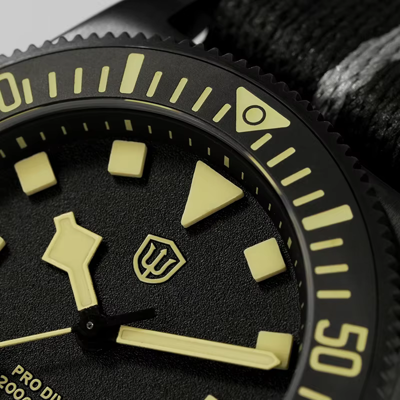 Watchdives EXD V2 montre à Quartz Grade 2 titane VH31 mouvement de balayage