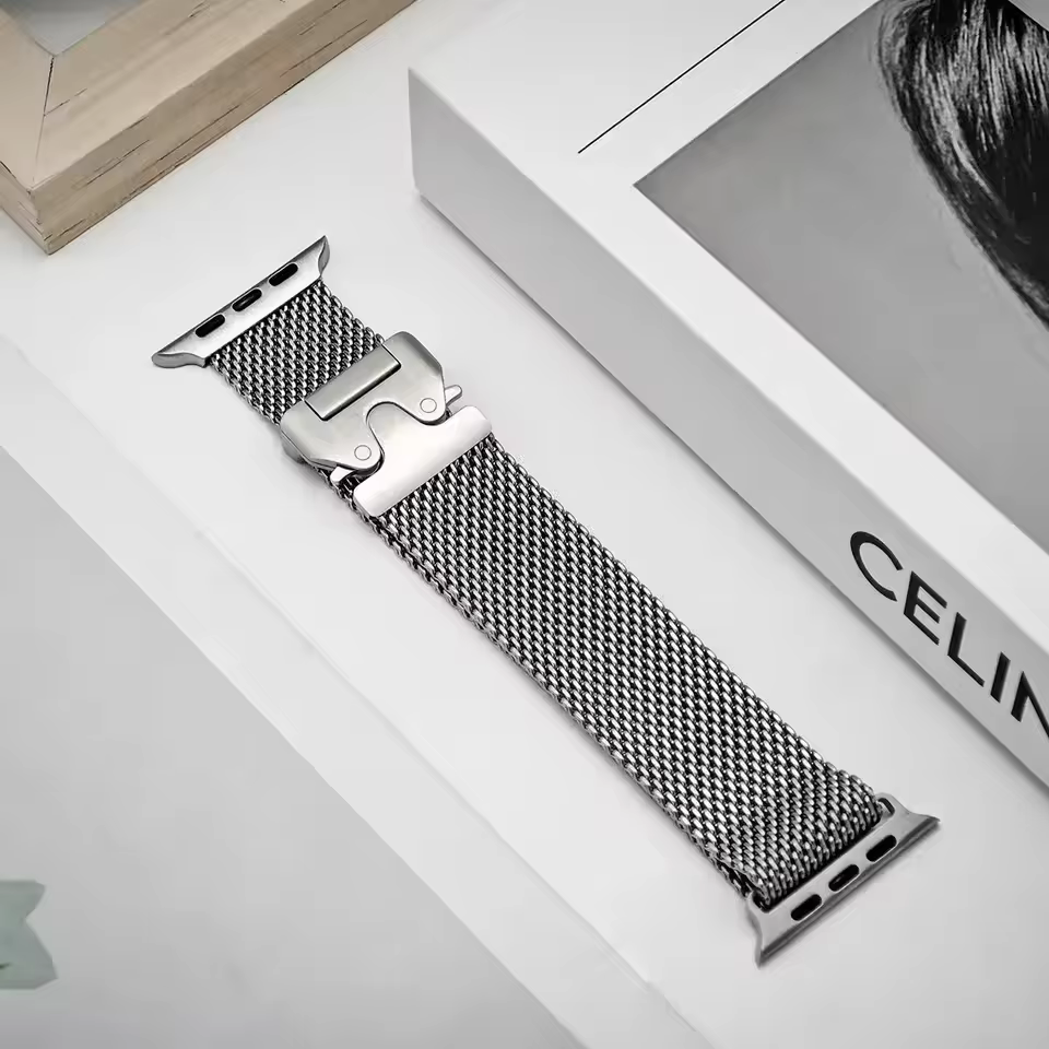 Bracelet à boucle milanaise en métal pour Apple Watch Ultra 2