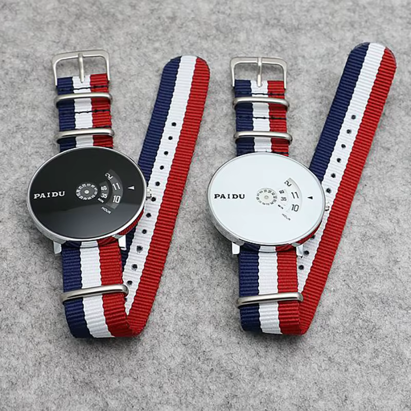 UTHAI CQ208 Nouvelle montre à quartz de style minimaliste